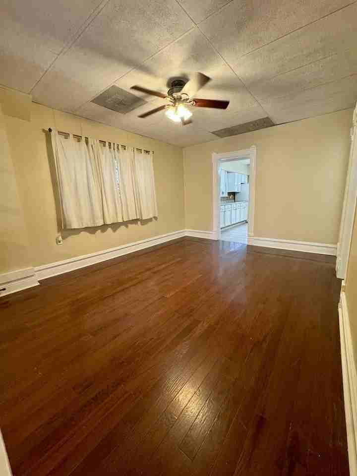 1012 S Oakley Blvd #2 - Photo 7 of 18