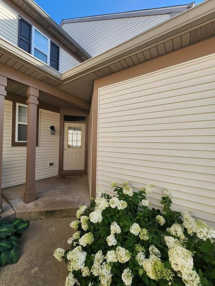 2822 Gypsum Cir - Photo 4 of 19