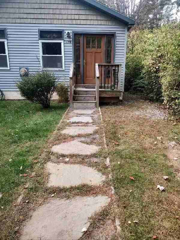 139 Traver Rd #B - Photo 2 of 23