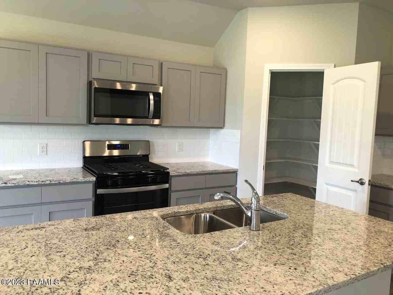 109 Abbeywood Ct - Photo 6 of 19