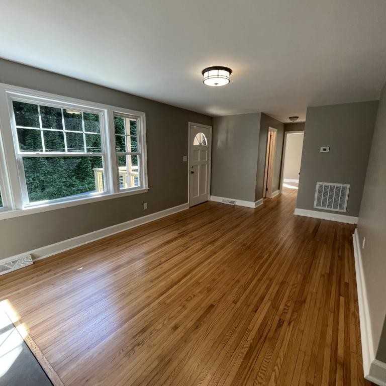 1031 Hudlin Gap Rd - Photo 4 of 17