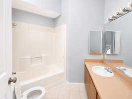 featured image of 7457 E Huntington Dr Apt 4 #Apt 4