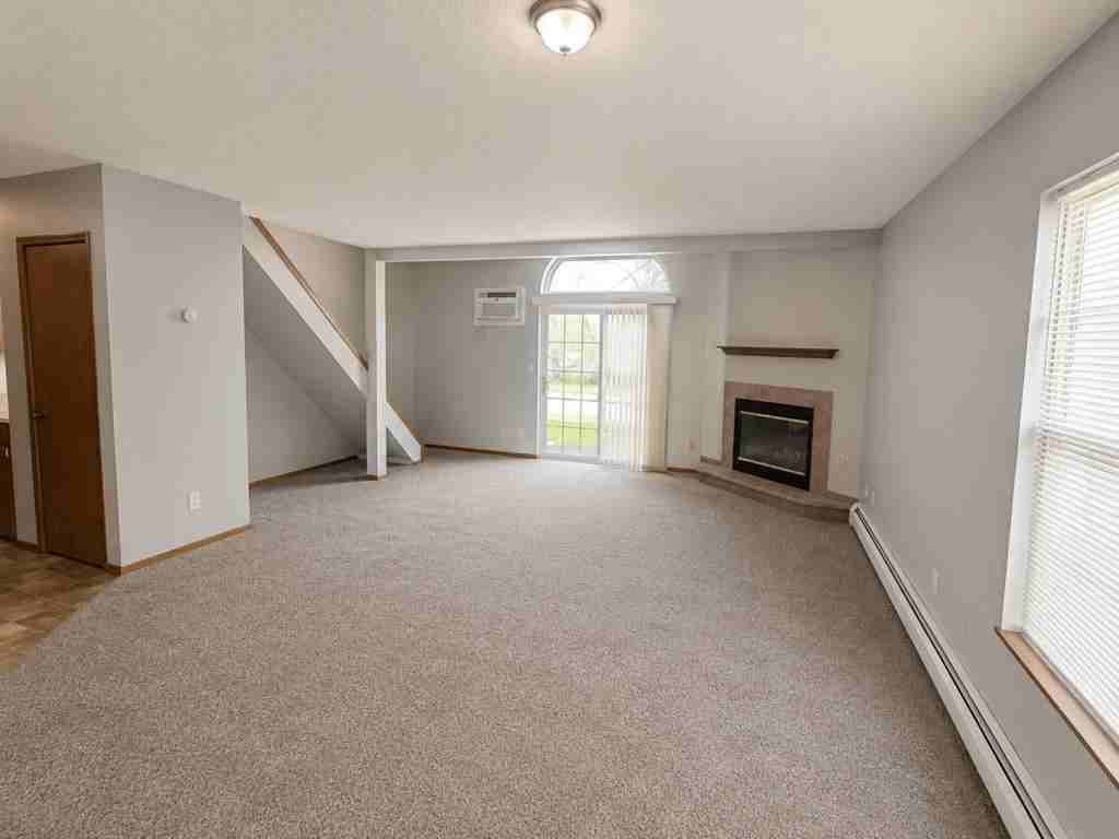 7457 E Huntington Dr Apt 3 #Apt 3
