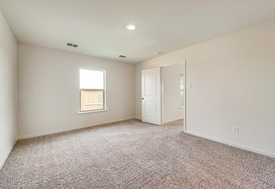 13617 Mineral Rd - Photo 6 of 10