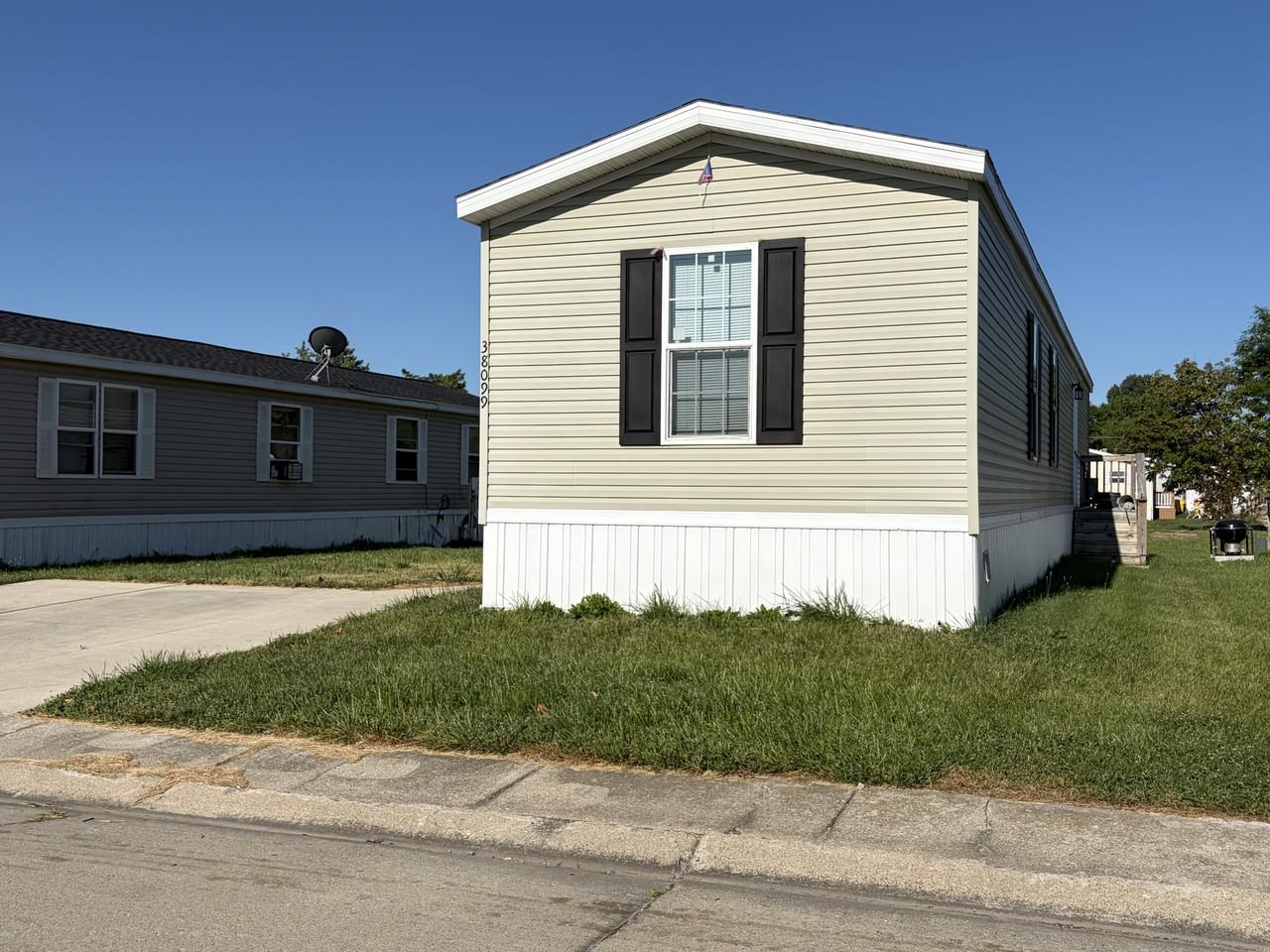 38099 Johannes Dr #550 - Photo 2 of 2