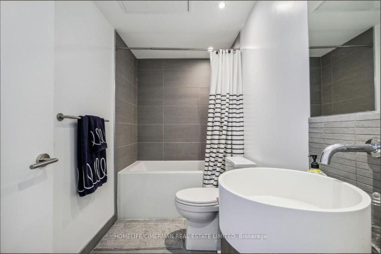 161 Roehampton Avenue #3608 - Photo 6 of 19