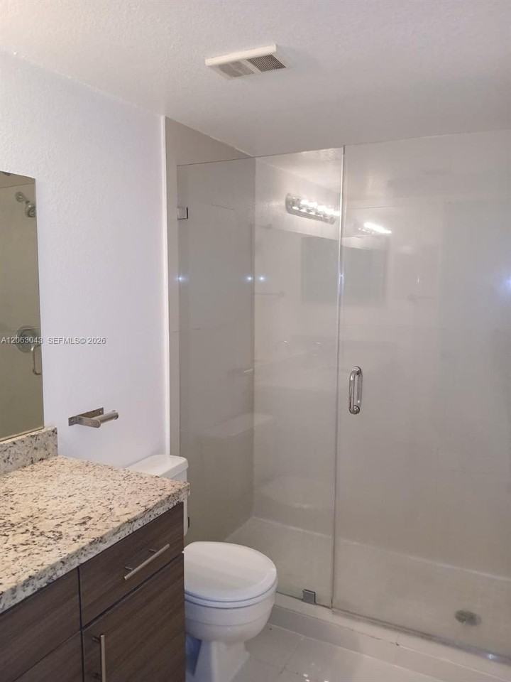 731 Vista Isles Drive #1526 - Photo 3 of 5