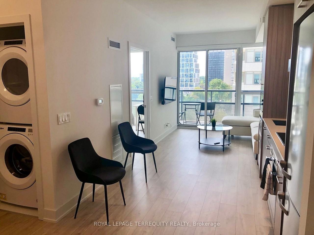 11 Lillian Street #506 - Photo 4 of 14