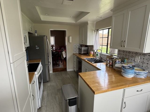 2814 Chatsworth Way - Photo 4 of 8