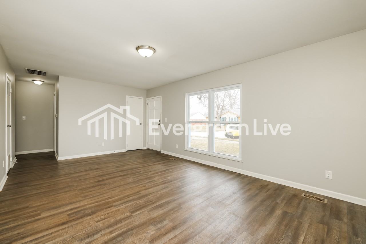 511 Unger Ave - Photo 6 of 15