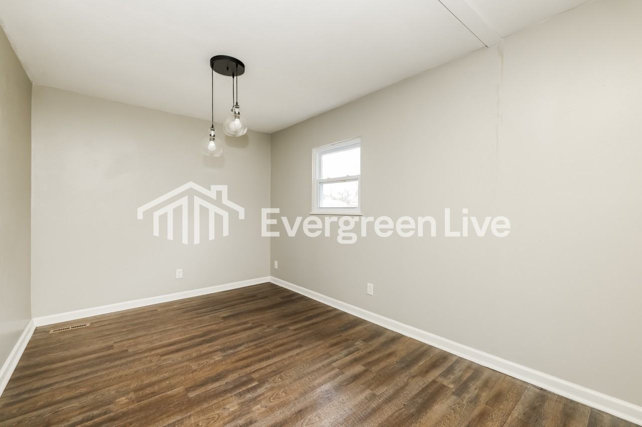 511 Unger Ave - Photo 7 of 15