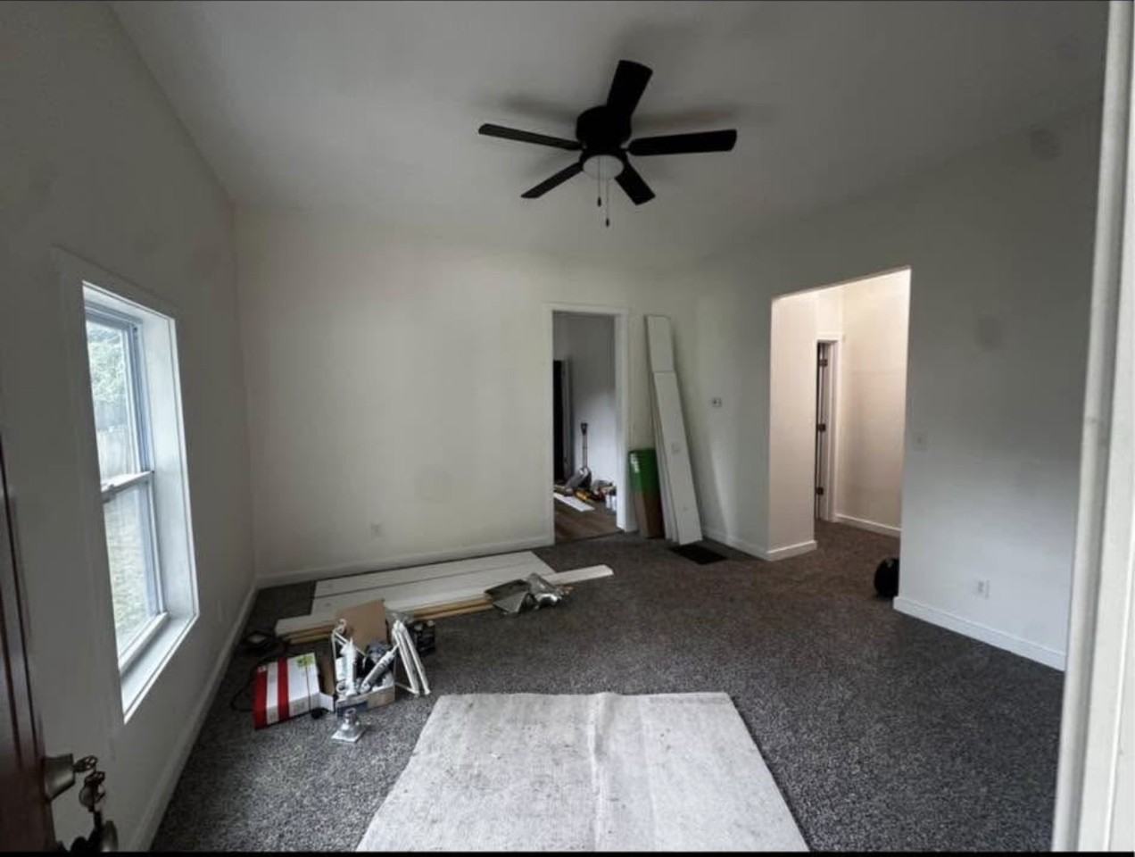 2022 S Jefferson St #2022 - Photo 3 of 15