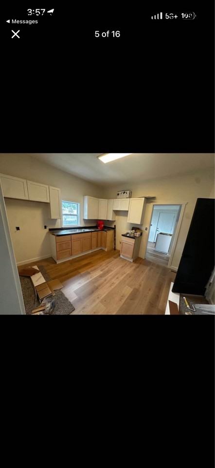 2022 S Jefferson St #2022 - Photo 4 of 15