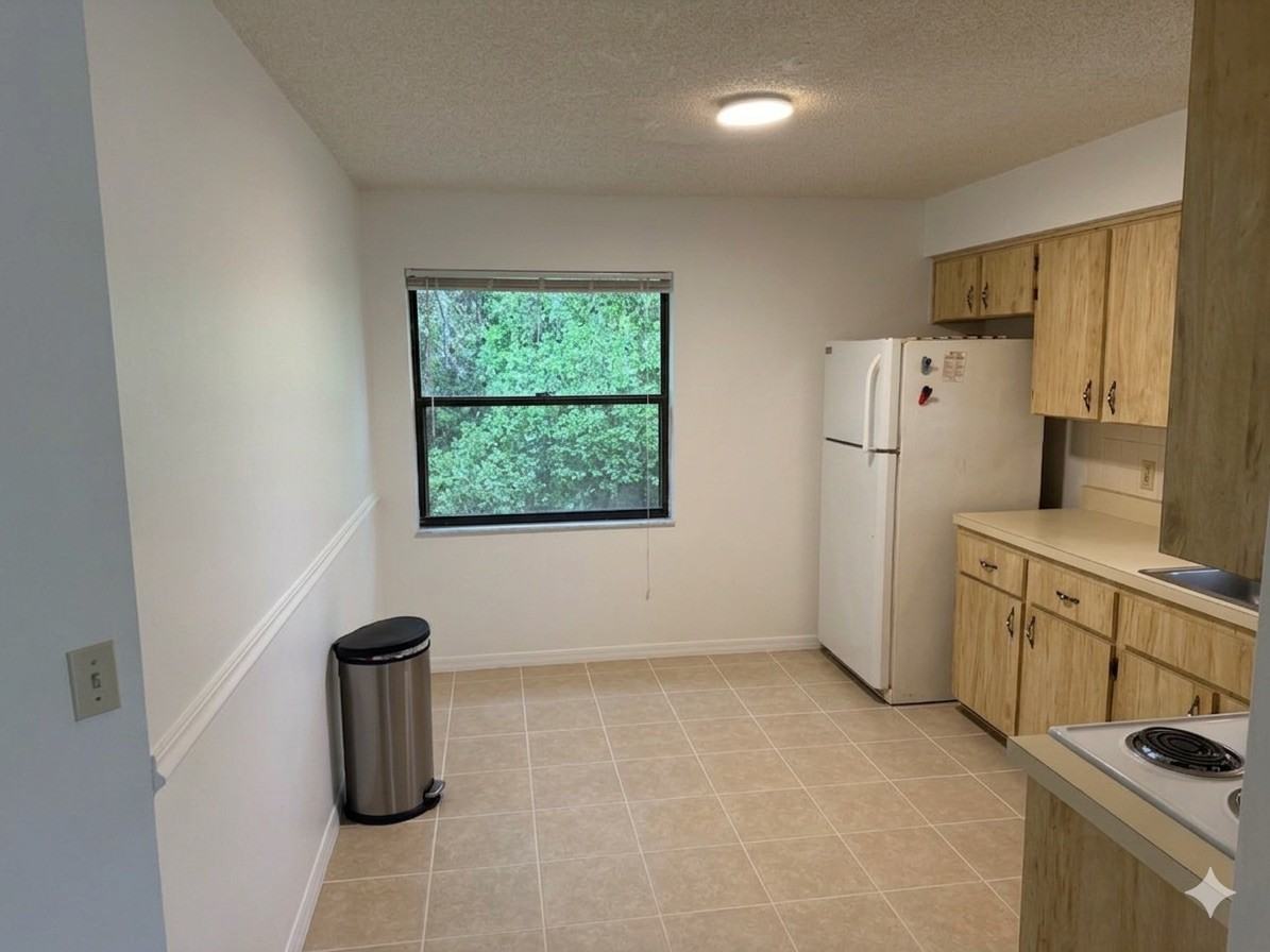 2924 Clearwood St #2926 - Photo 4 of 5