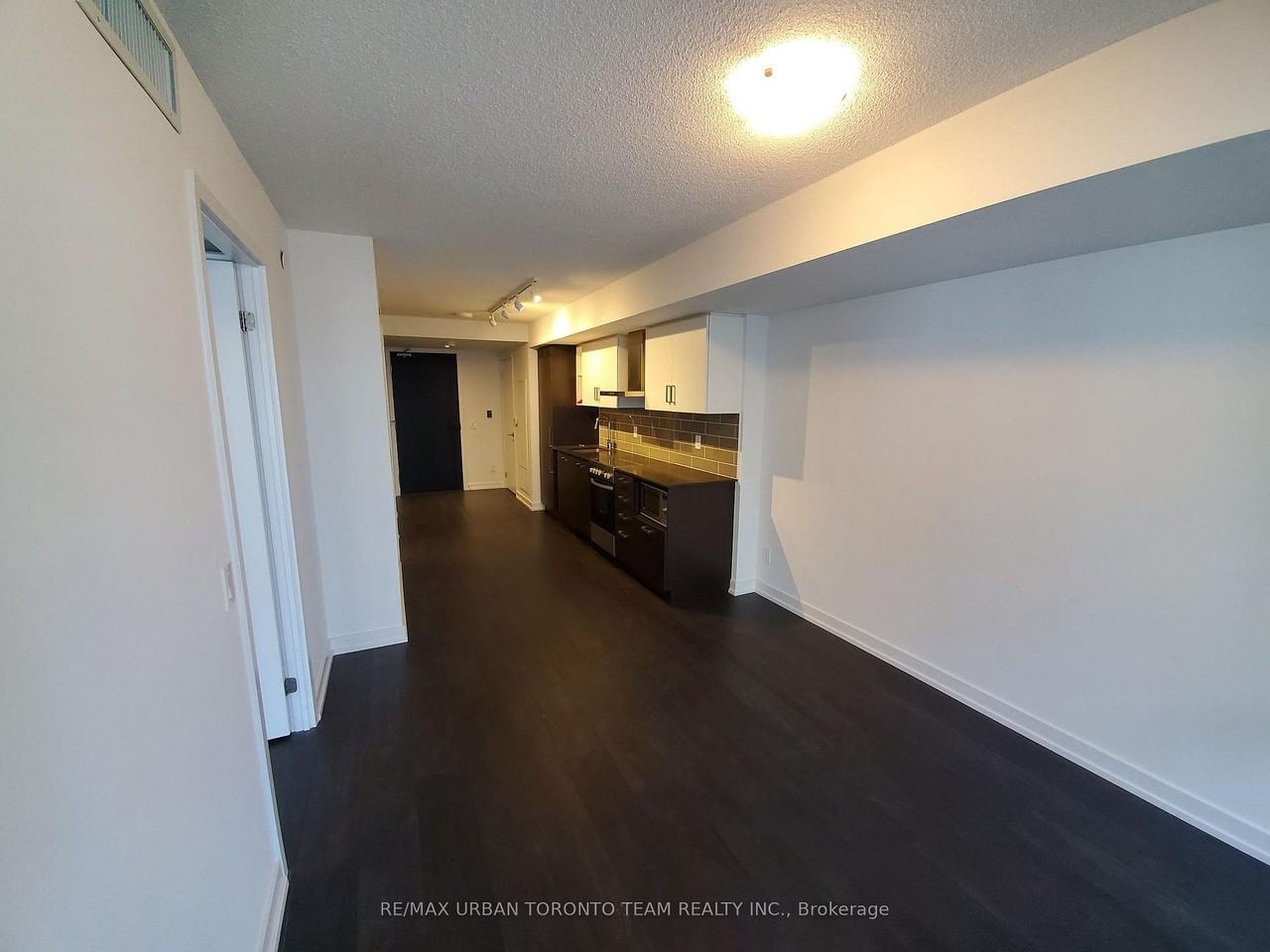 125 Redpath Avenue #308 - Photo 6 of 12