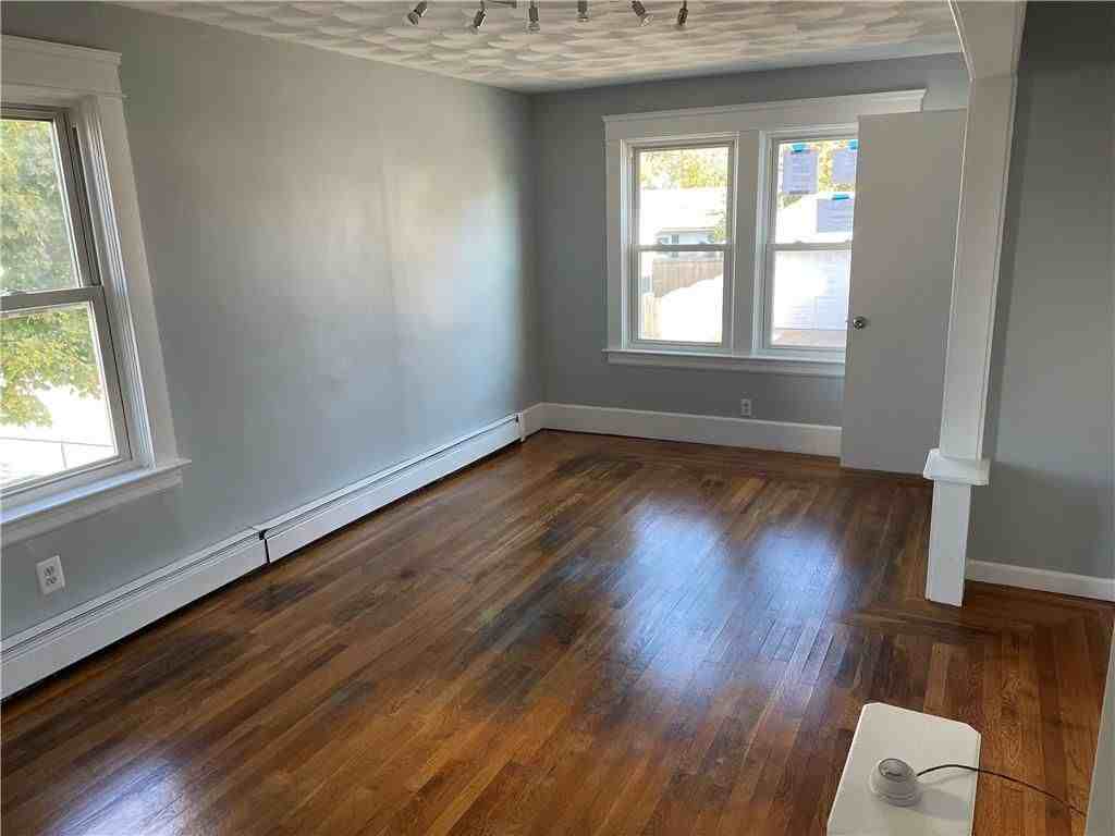137 Ethan St - Photo 3 of 7