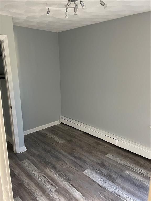 137 Ethan St - Photo 6 of 7