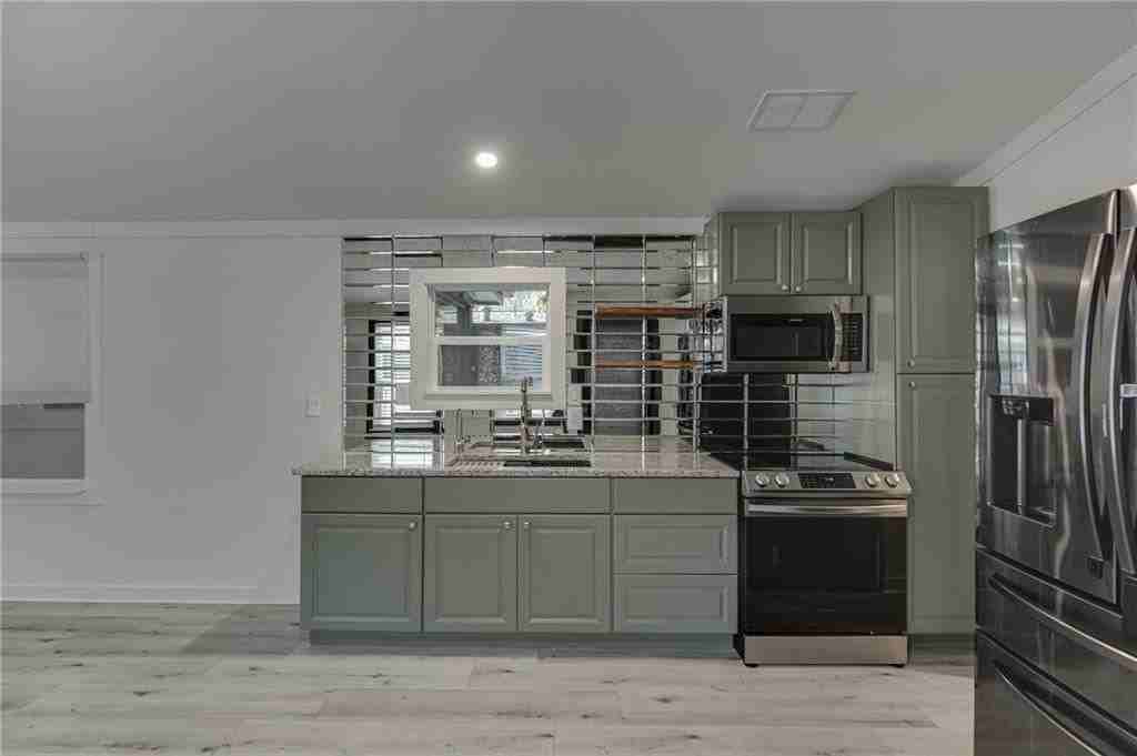 3685 Fir Dr - Photo 4 of 38