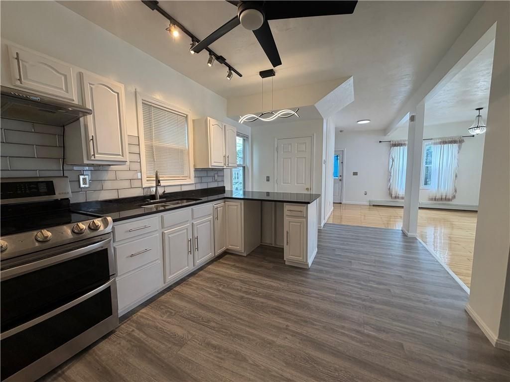 38 Marion Ave - Photo 2 of 28