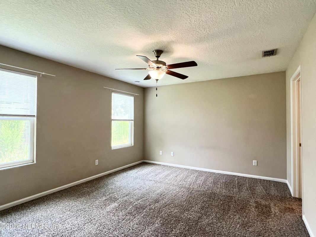 12168 Biarritz St - Photo 6 of 17