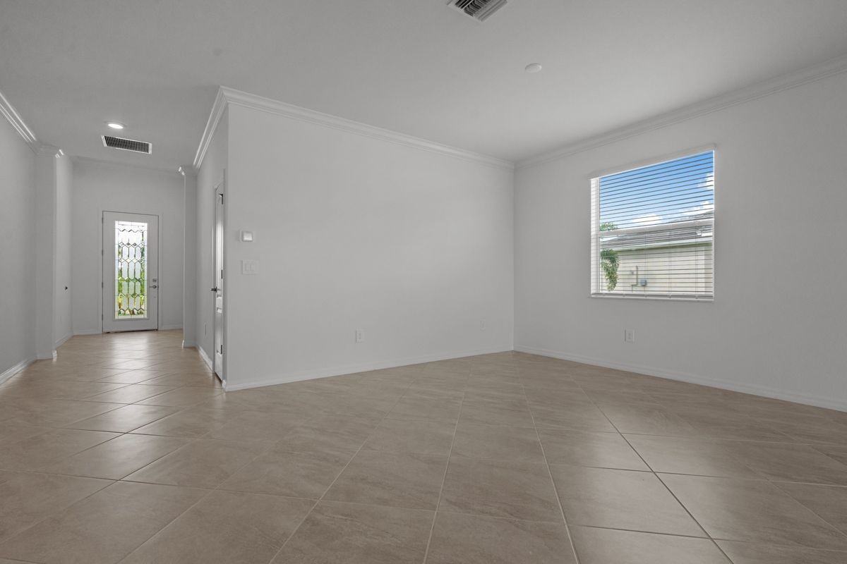 4363 Lemongrass Dr - Photo 4 of 26