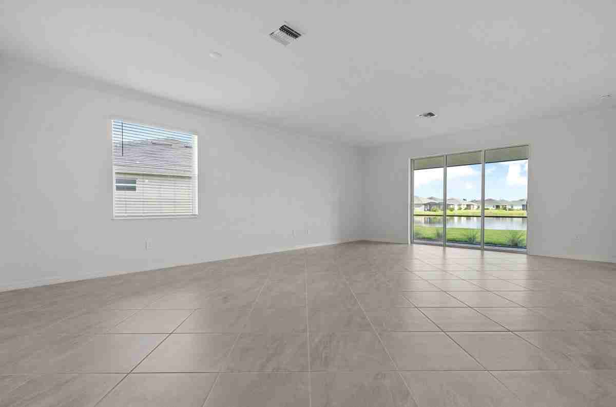 4363 Lemongrass Dr - Photo 5 of 26