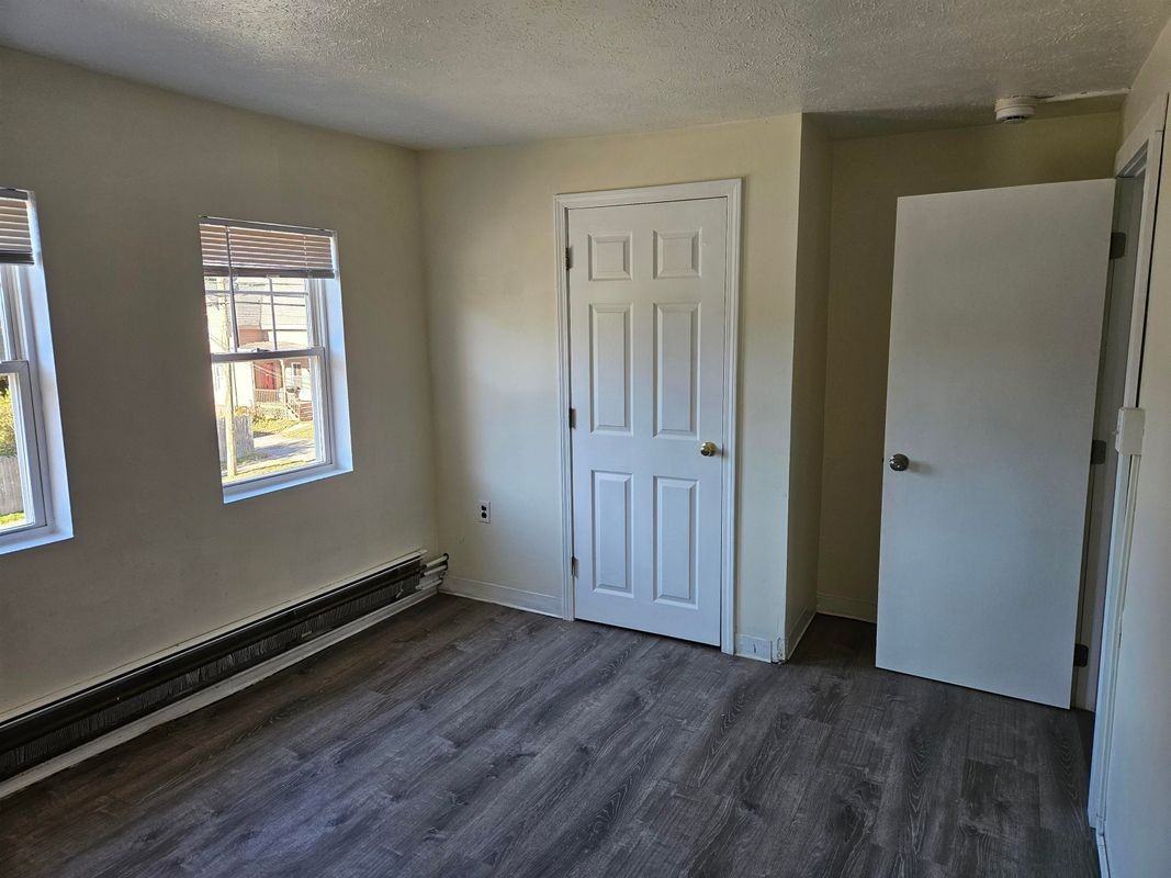 89 6th St - Photo 6 of 13