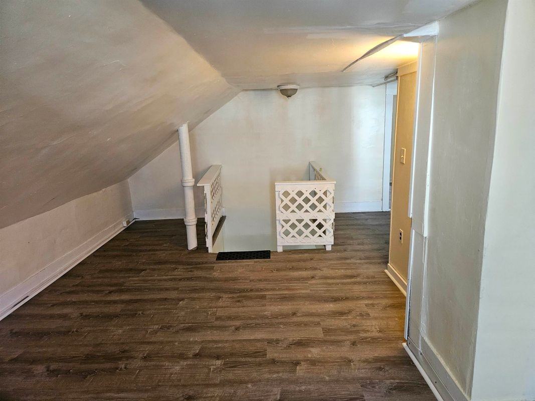 89 6th St - Photo 7 of 13