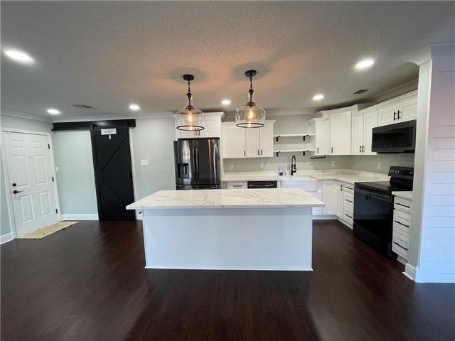 1513 Hudson St - Photo 6 of 16