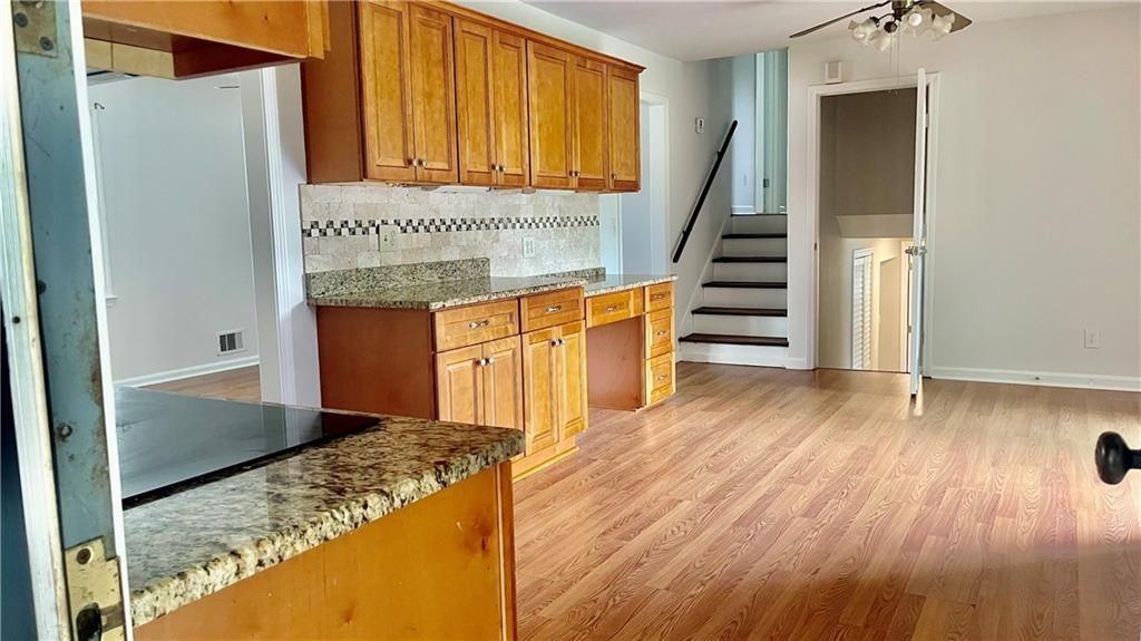 886 Killian Hill Rd Sw - Photo 4 of 23