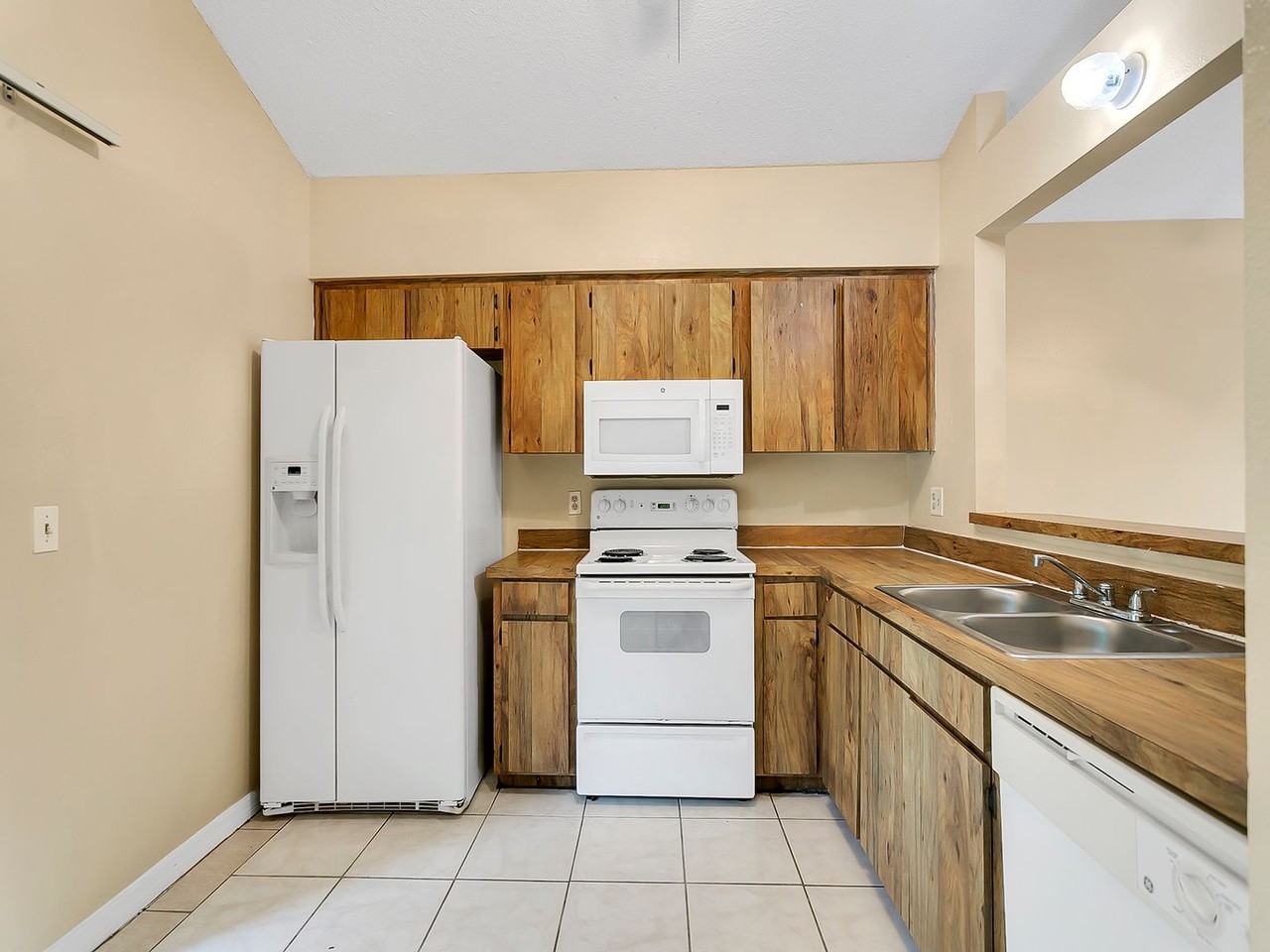 10425 Riva Ridge Trl - Photo 5 of 13
