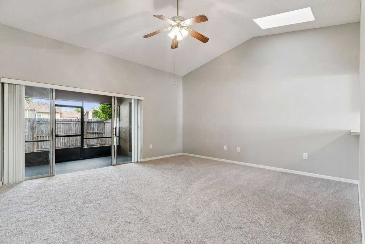 419 Warrenton Rd #419 - Photo 7 of 15