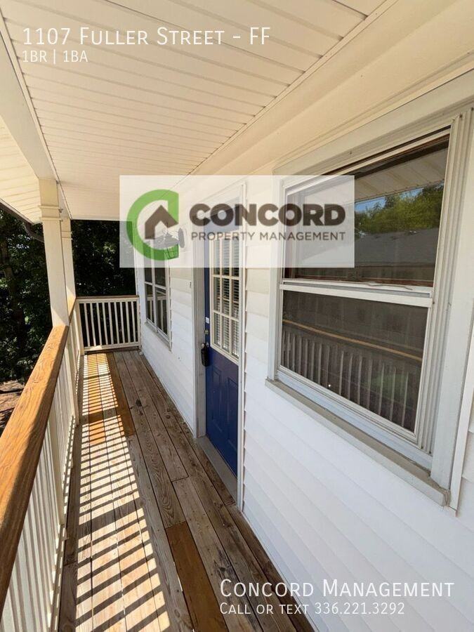 1107 Fuller St #FF - Photo 2 of 8