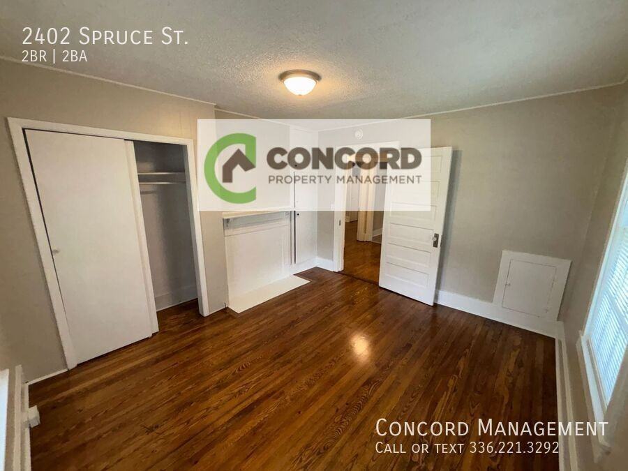 2402 Spruce St - Photo 5 of 16