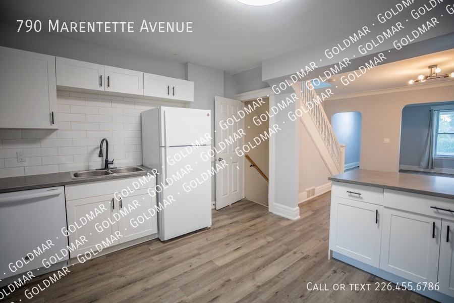 790 Marentette Ave - Photo 3 of 32