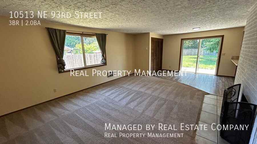 10513 Ne 93rd St - Photo 4 of 30