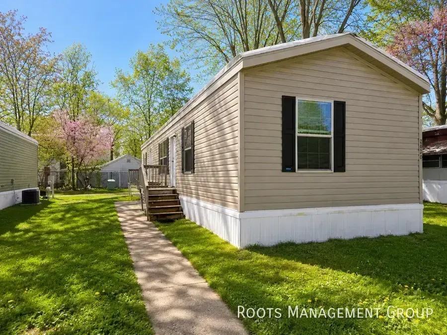 2620 Gemini St - Photo 2 of 21