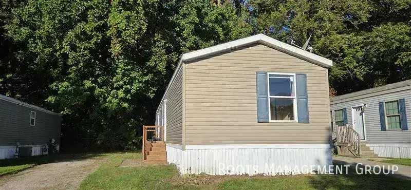 2088 E Empire Ave #118 - Photo 2 of 12