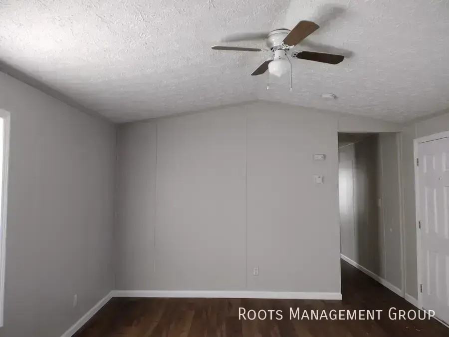 14 Birch Crest Dr #14 - Photo 3 of 13