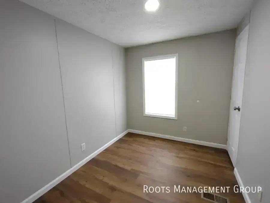 14 Birch Crest Dr #14 - Photo 7 of 13