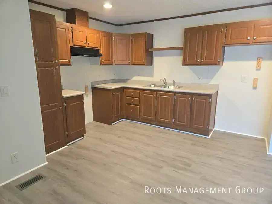 2953 Apollo Dr - Photo 4 of 18