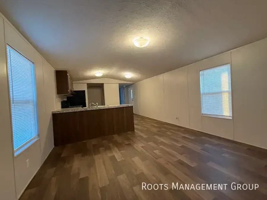 128 Eldridge Ln #128 - Photo 3 of 15