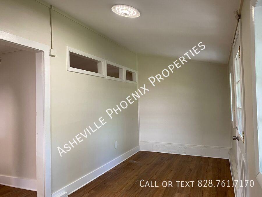 295 E Chestnut St - Photo 2 of 12