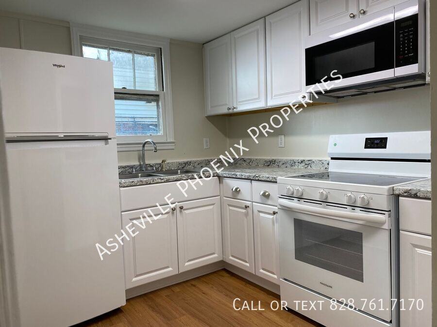 295 E Chestnut St - Photo 4 of 12