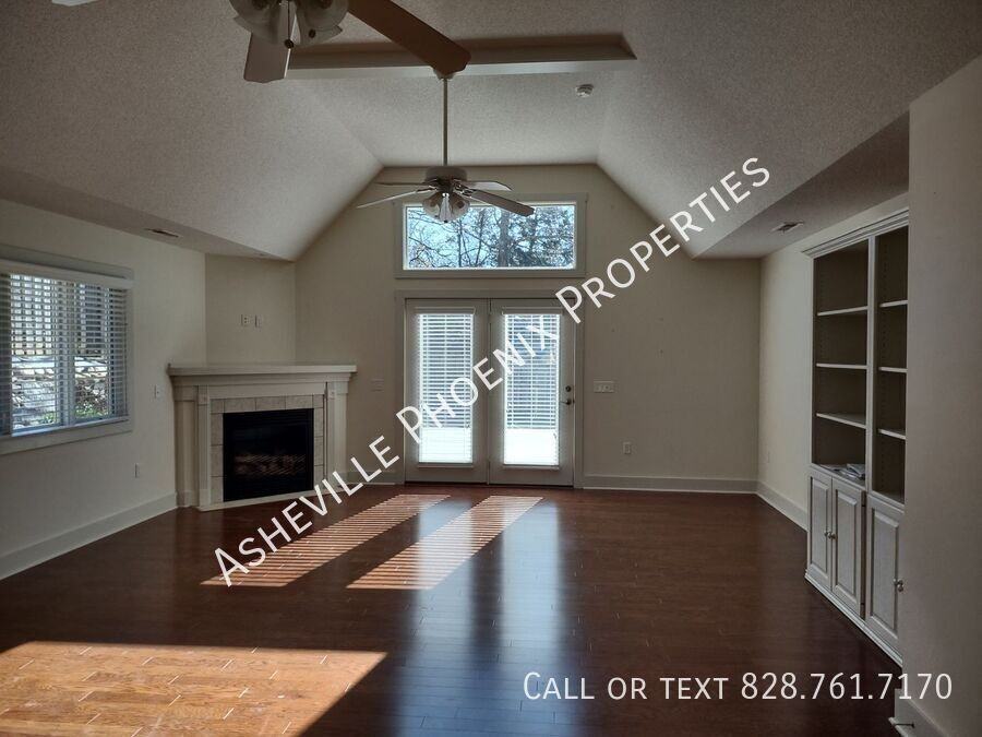 25 Bee Tree Village Pkwy - Photo 2 of 13