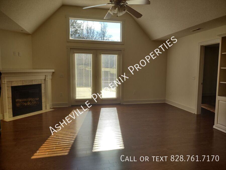 25 Bee Tree Village Pkwy - Photo 6 of 13
