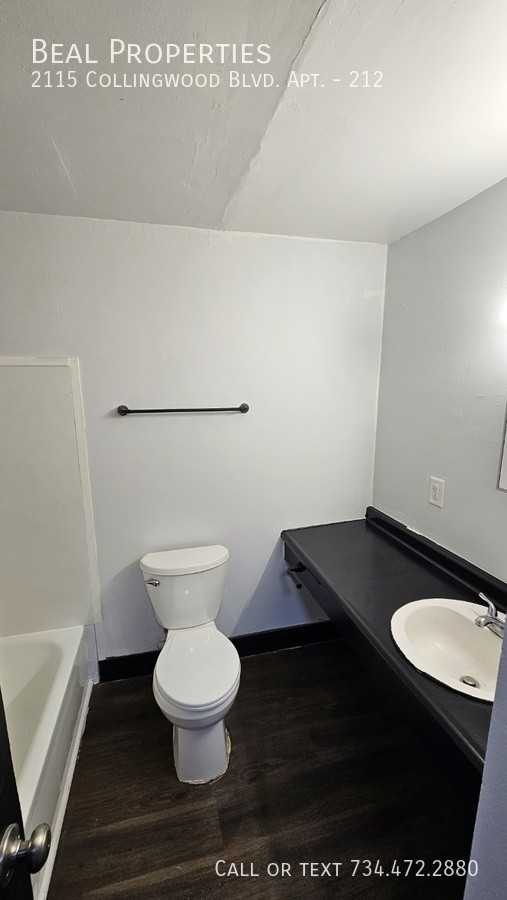 2115 Collingwood Blvd #212 - Photo 6 of 9