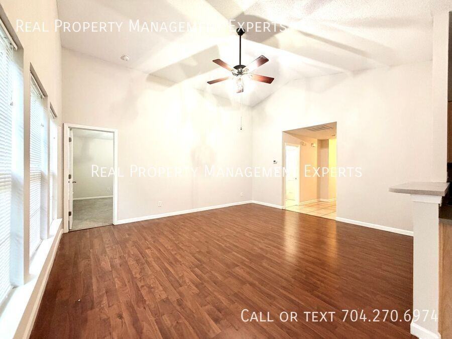 112 Bosburg Dr - Photo 3 of 14