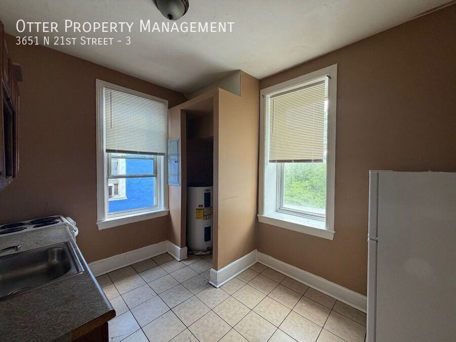 3651 N 21st St #3 - Photo 5 of 24
