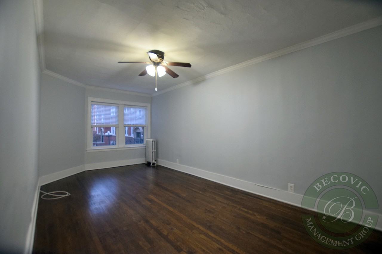 6100-6118 N Winthrop Ave - Photo 7 of 20